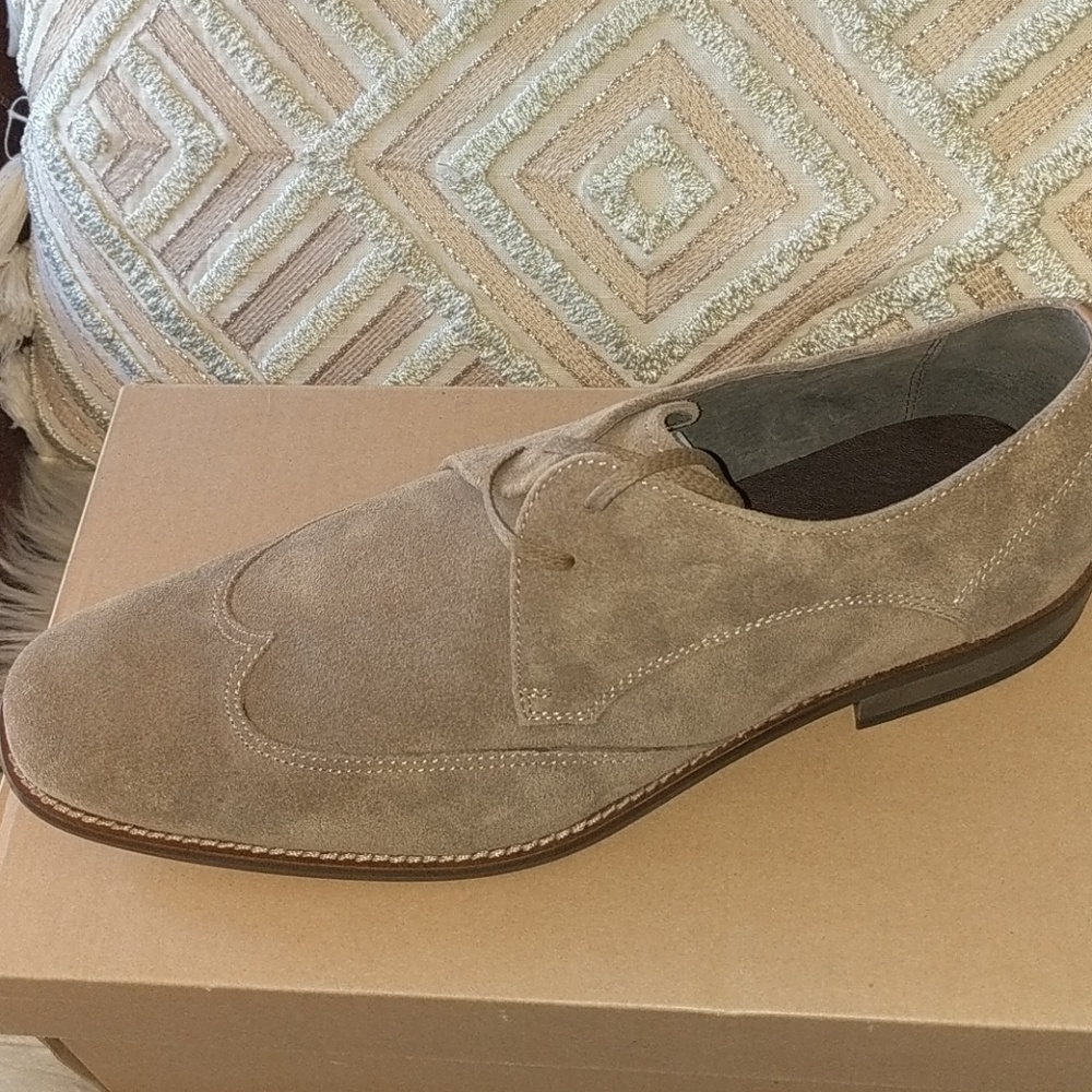 New John Varvatos Dress Wingtip Sandstone Sz 10